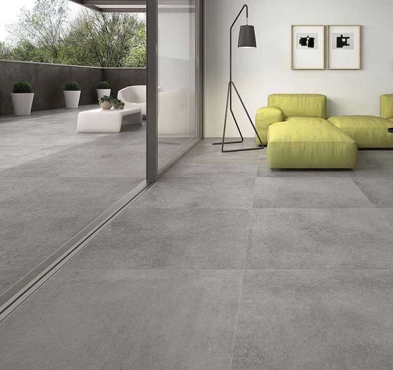 Керамогранит 60х60 в интерьере. Плитка Concrete Grey. Street Grey 60 керамогранит. Керамогранит серый. Серая плитка.